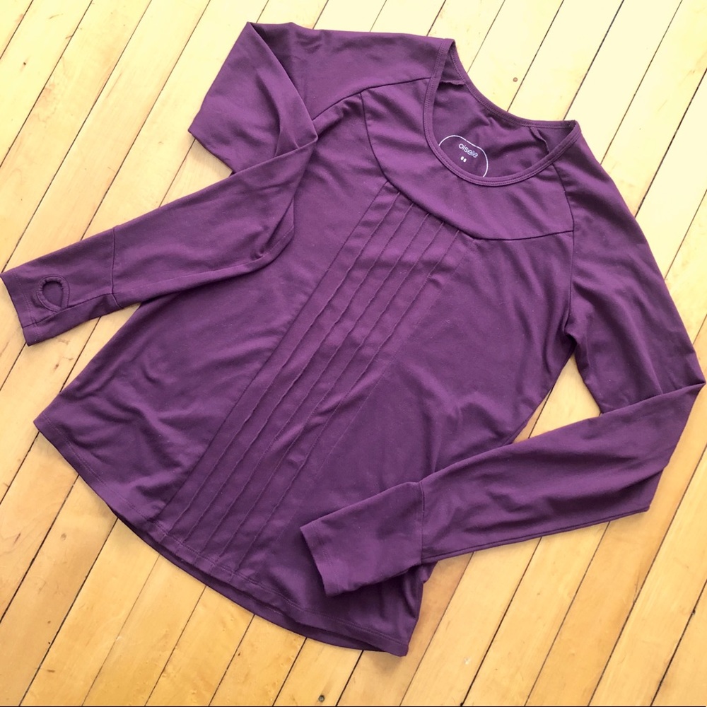 Oiselle pleated long sleeve